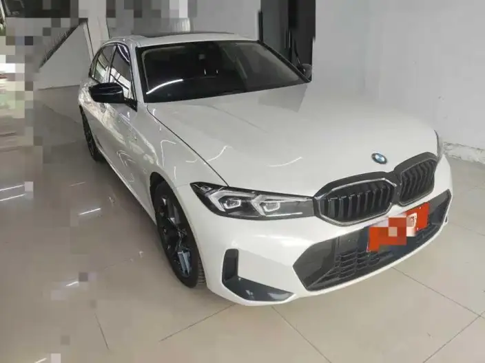 BMW 3 Series 2025 Model 330Li M Sports Night Set