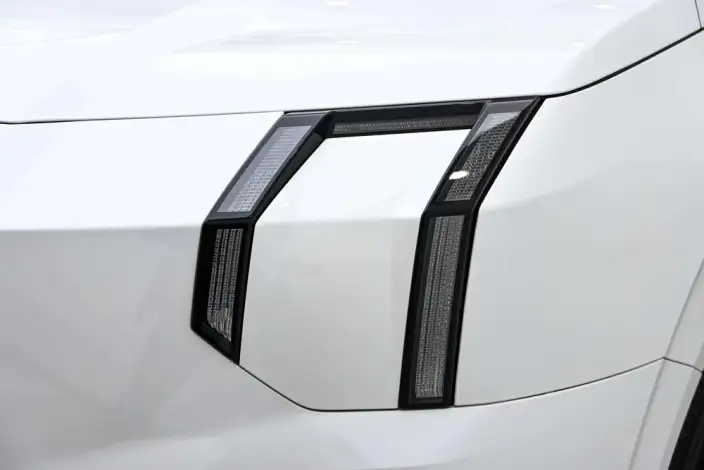 ZEEKR 009 2024 Model VI seat Executive Edition 4WD 108kWh – фото 10
