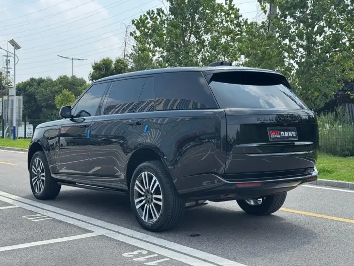 Range Rover 2023 Model 3.0 L6 400PS Shengshi Extended Edition – фото 5
