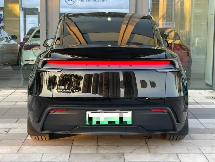 Model Y 2025 Model Facelift Long Battery Life Pro All-wheel drive version – фото 4