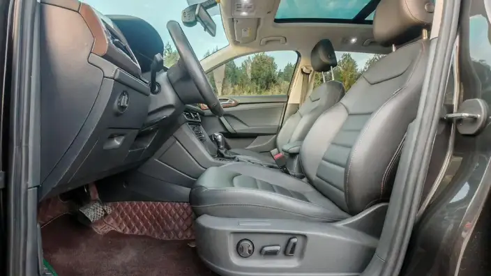 Volkswagen Tharu 2022 Model 280TSI 2WD Deluxe Edition – фото 10