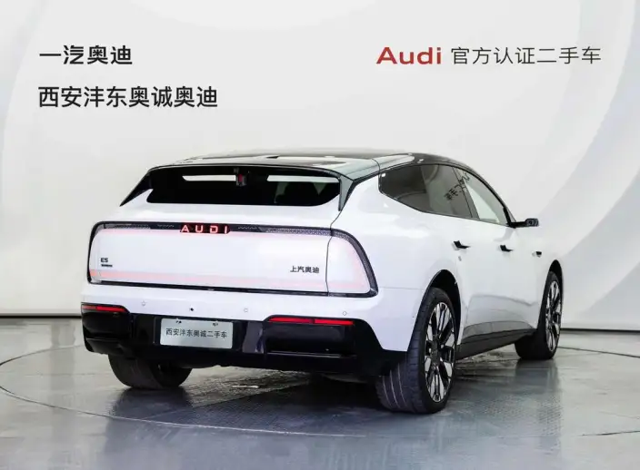 AUDI E5 Sportback 2026 Model Flagship quattro Model – фото 4