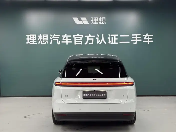 Li Auto i8 2025 Model Standard Edition – фото 3
