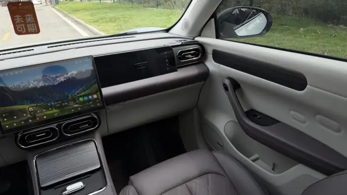 Leapmotor C11 2024 Model EV Edition 580 Exclusive Edition – фото 6