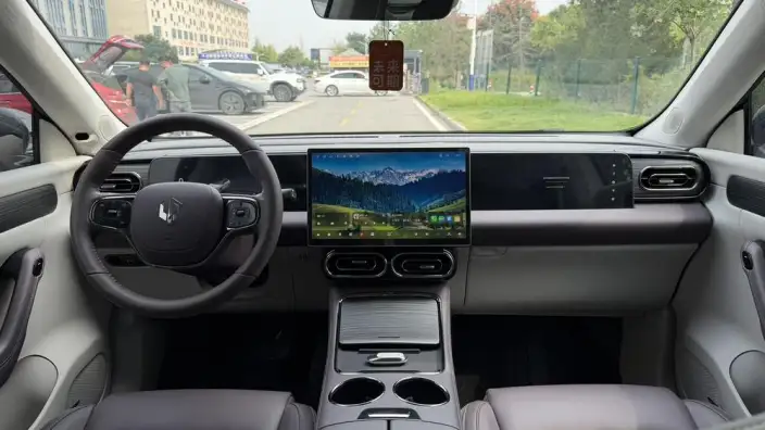 Leapmotor C11 2024 Model EV Edition 580 Exclusive Edition – фото 7