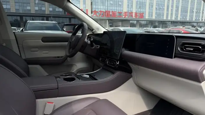 Leapmotor C11 2024 Model EV Edition 580 Exclusive Edition – фото 10