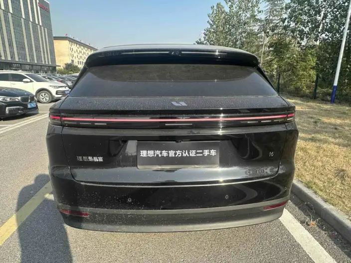 Li Auto i6 2025 Model 4WD Standard Edition – фото 5
