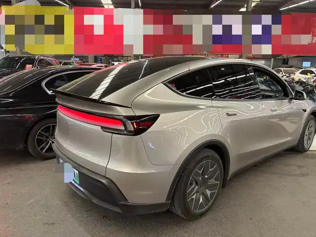 Model Y L 2026 Model Standard Edition – фото 6