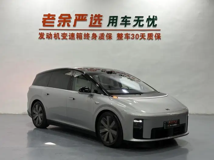 Li Auto i8 2025 Model Standard Edition – фото 3