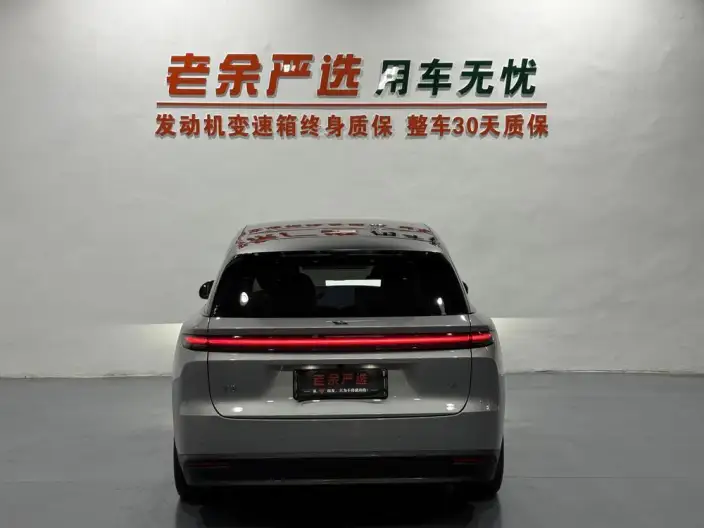 Li Auto i8 2025 Model Standard Edition – фото 5