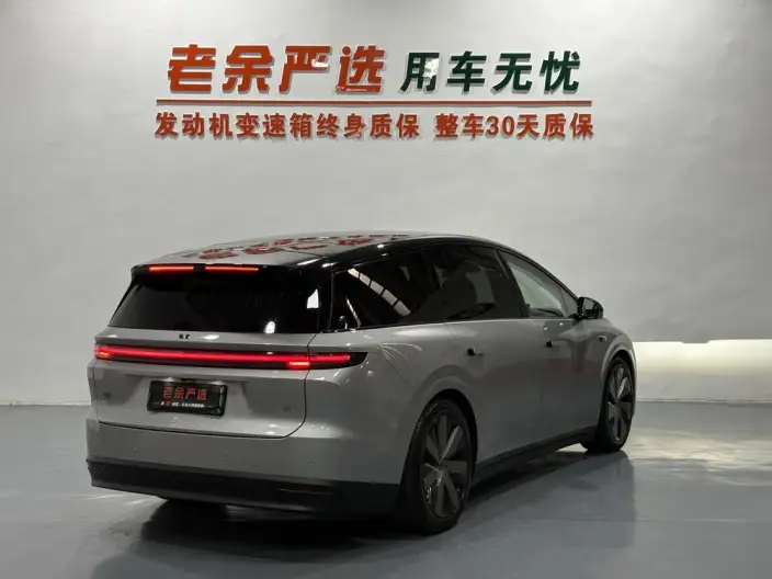 Li Auto i8 2025 Model Standard Edition – фото 6