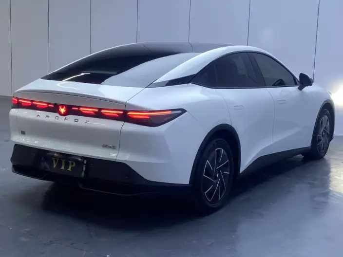 Arcfox α-S 5 2025 Model 560PRO 185kW – фото 5