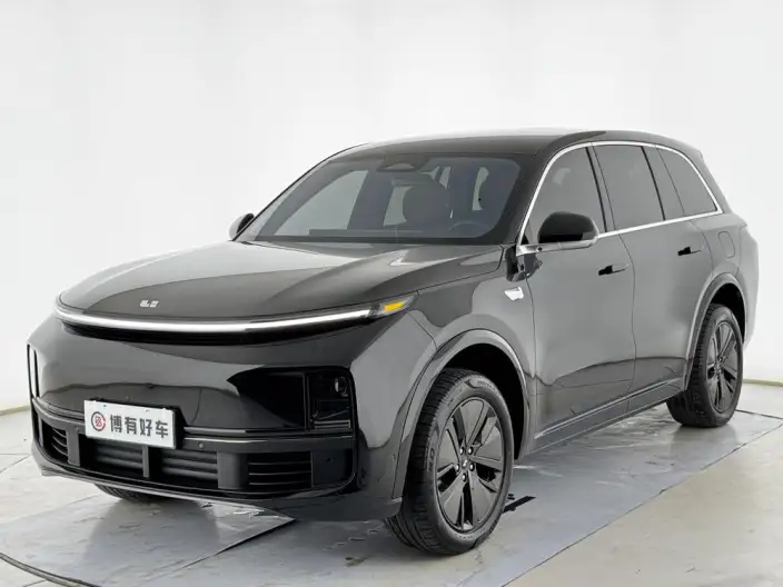 Li Auto L8 2024 Model Pro Edition
