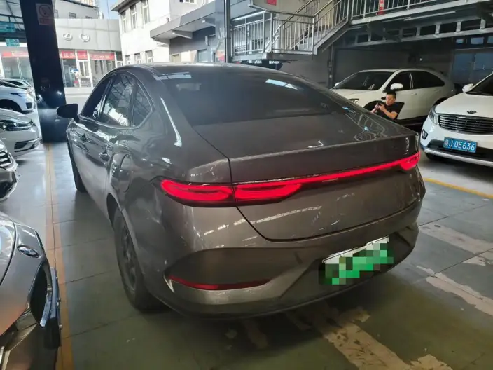 BYD Qin PLUS DM 2025 Model Smart Driving Edition DM-i 55KM Leading Model – фото 4