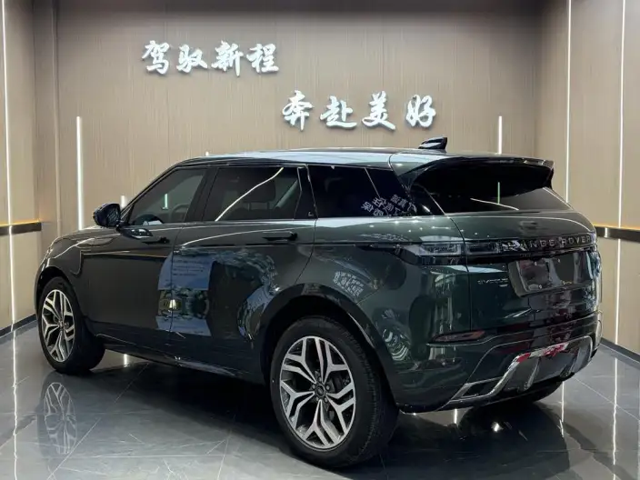 Range Rover Evoque 2023 Model Aurora L 249PS R-Dynamic Deluxe Edition – фото 4