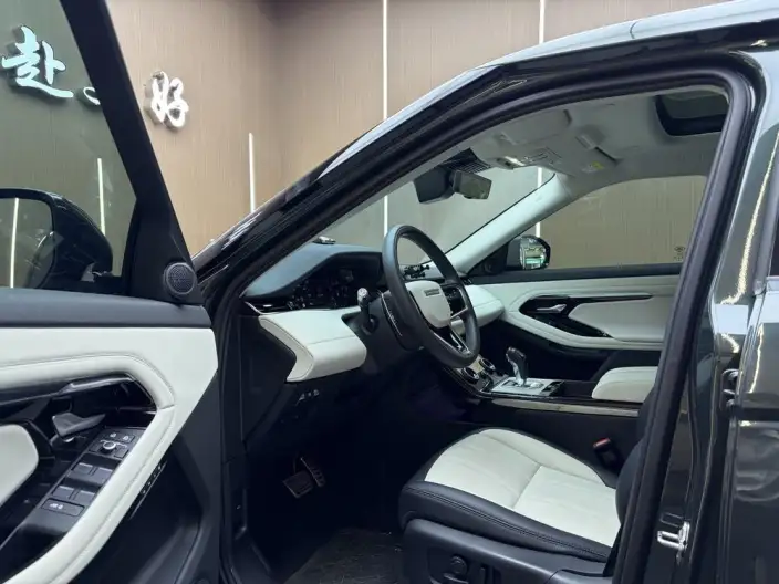 Range Rover Evoque 2023 Model Aurora L 249PS R-Dynamic Deluxe Edition – фото 8
