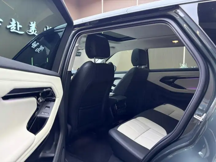 Range Rover Evoque 2023 Model Aurora L 249PS R-Dynamic Deluxe Edition – фото 9