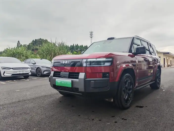 Titan 7 PHEV 2025 Model 190KM 4WD Ultra Edition – фото 1