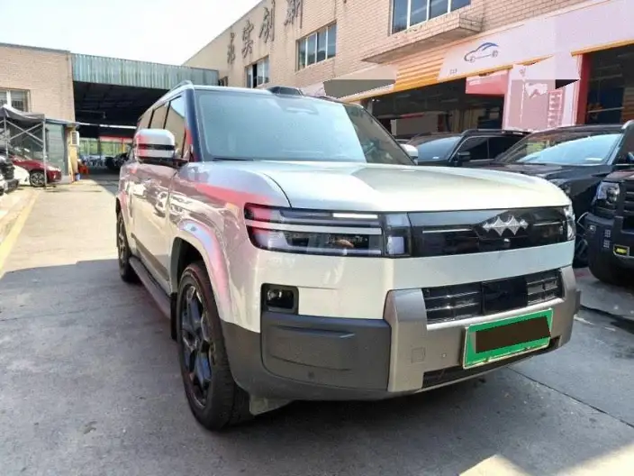 Titan 7 PHEV 2025 Model 190KM 4WD Ultra Edition