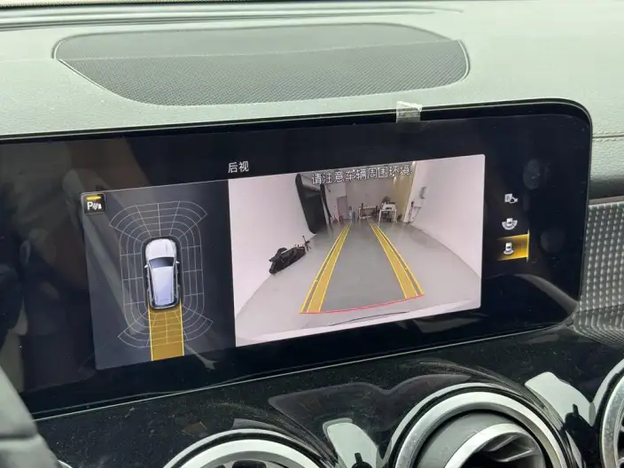Mercedes-Benz GLB 2022 Model GLB 220 Dynamic Model – фото 10