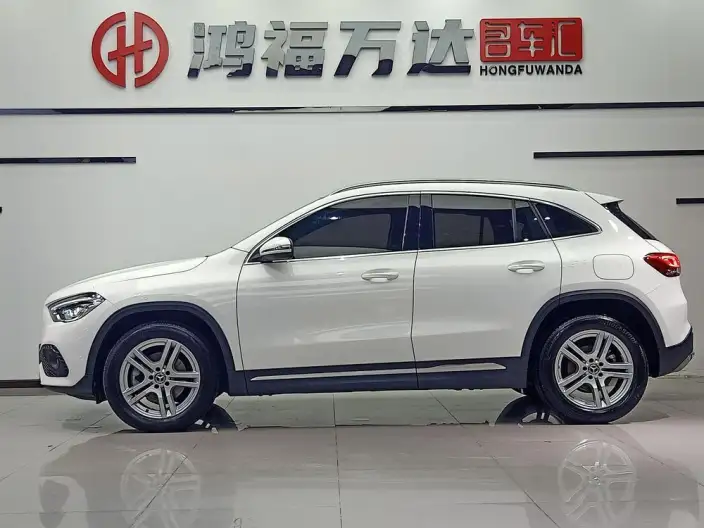 Mercedes-Benz GLA 2023 Model Facelift GLA 200 – фото 4