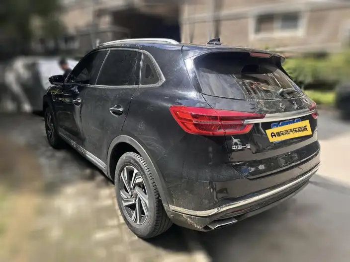 Hongqi HS5 2022 Model Facelift 2.0T Smart Flag Enjoy Edition – фото 4