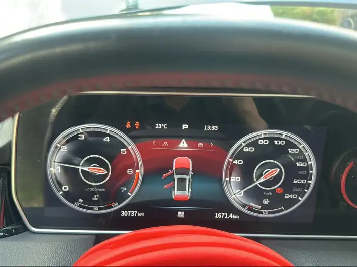 Hongqi HS5 2022 Model Facelift 2.0T Smart Flag Enjoy Edition – фото 6