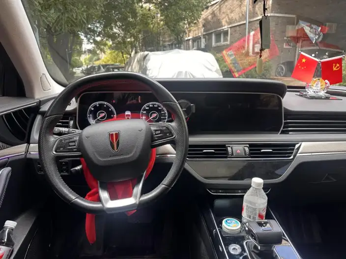 Hongqi HS5 2022 Model Facelift 2.0T Smart Flag Enjoy Edition – фото 7