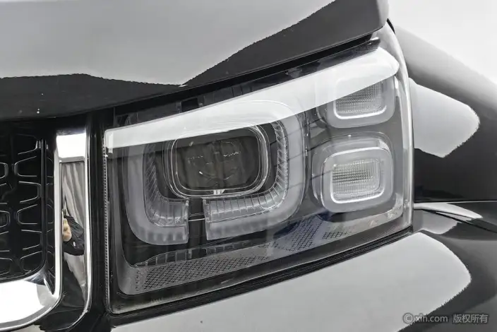 BAIC BJ40 2020 Model 2.0T Automatic 4WD Tribute to the 2020 Edition Warrior Model – фото 7