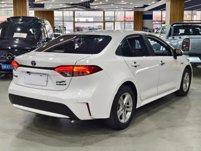 Toyota Levin 2022 Model Hybrid 1.8H E-CVT Leading version – фото 5