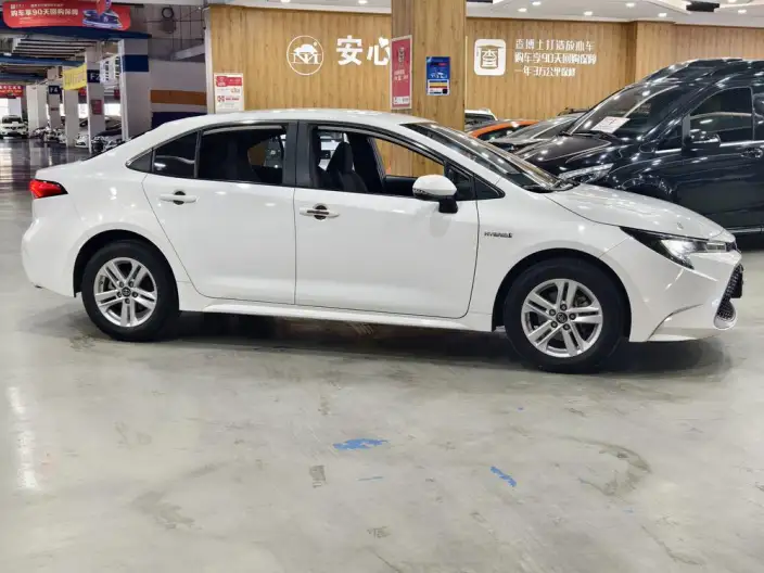 Toyota Levin 2022 Model Hybrid 1.8H E-CVT Leading version – фото 6