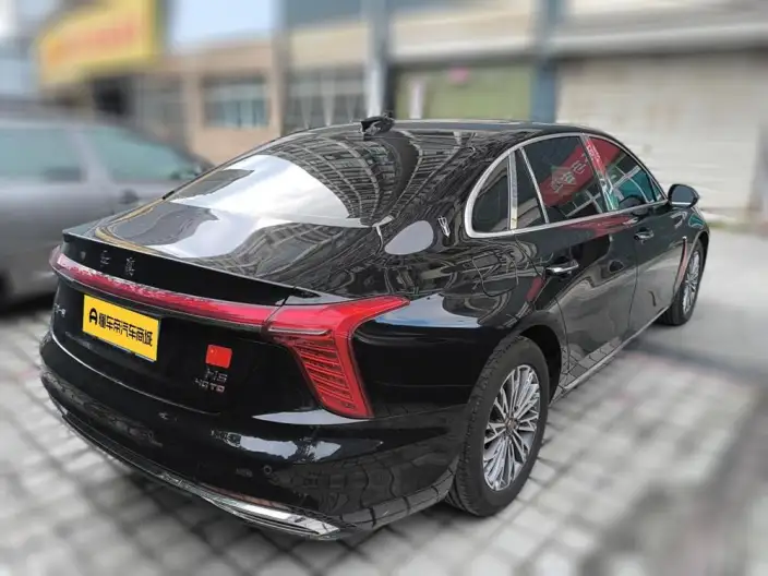 Hongqi H5 2023 Model 2.0T Automatic Smart Flag Enjoy Edition