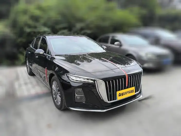 Hongqi H5 2023 Model 2.0T Automatic Smart Flag Enjoy Edition