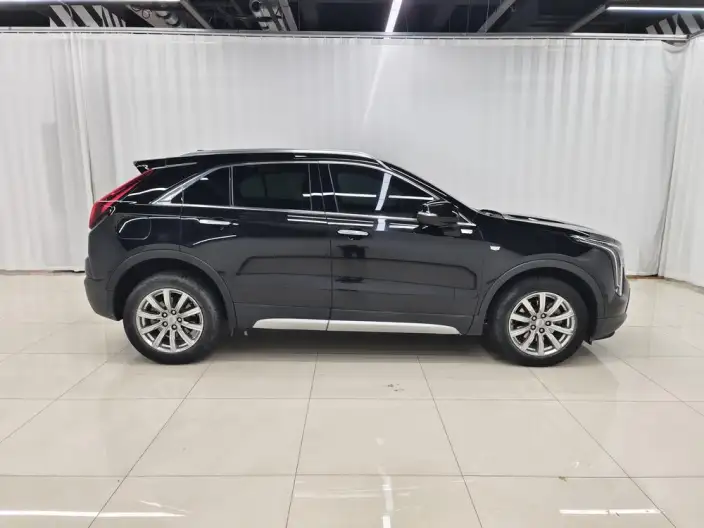 Cadillac XT4 2021 Model 28T 2WD Luxury Model – фото 8