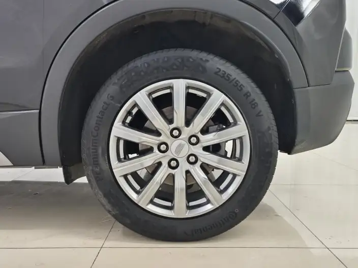 Cadillac XT4 2021 Model 28T 2WD Luxury Model – фото 9