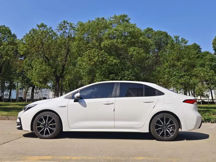 Toyota Levin 2023 Model Hybrid 1.8L Sports Edition – фото 4