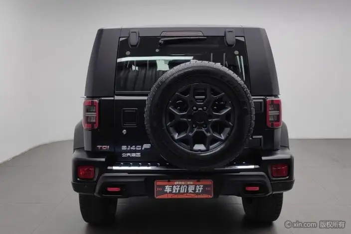 BAIC BJ40 2021 Model 2.0D Automatic 4WD Blade Hero Edition Warrior Model