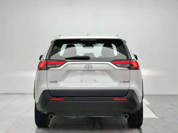 Toyota RAV4 2021 Model 2.0L CVT 2WD Urban Edition – фото 4