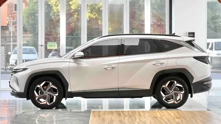 Hyundai Tucson 2023 Model Hyundai Tucson L 1.5T DLX 2WD Deluxe Edition – фото 3