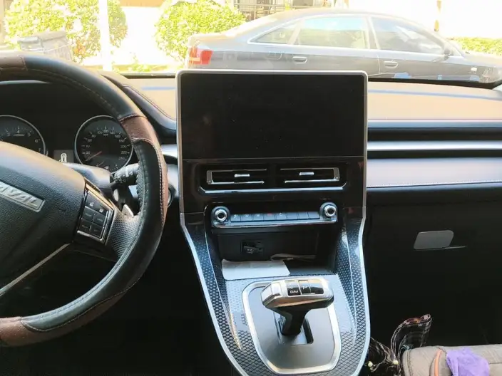 Haval M6 2021 Model PLUS 1.5T DCT Luxury Smart Connect Model – фото 5