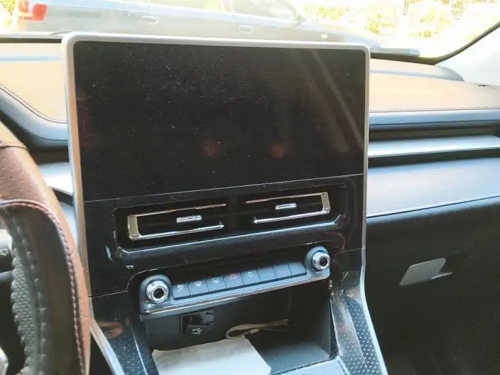 Haval M6 2021 Model PLUS 1.5T DCT Luxury Smart Connect Model – фото 8
