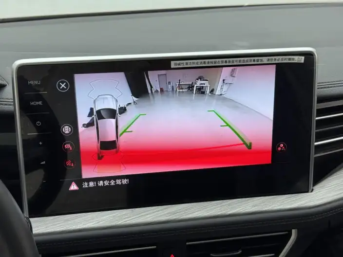 Volkswagen Sagitar 2023 Model 300TSI DSG Beyond Edition – фото 10