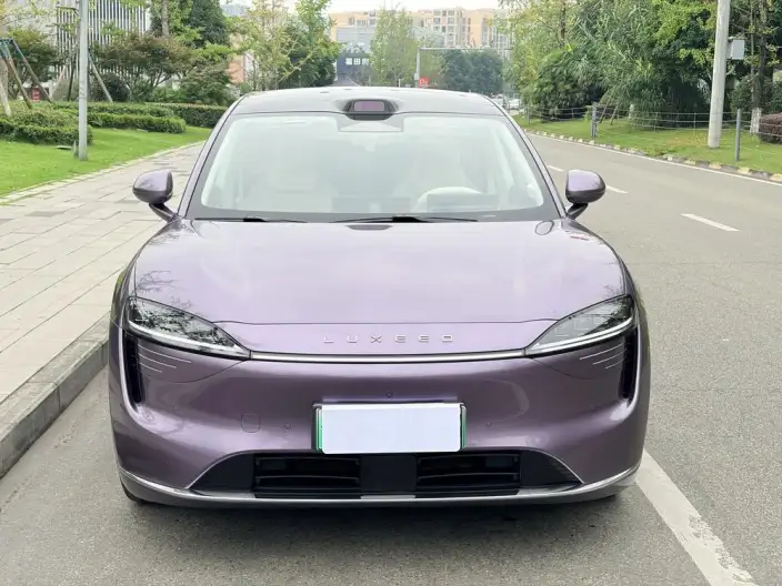 Luxeed R7 2024 Model EV 100kWh Max Rear Drive Edition