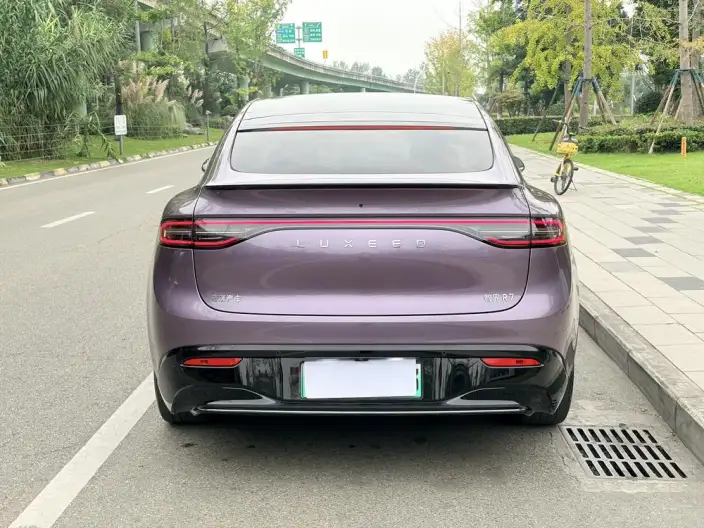 Luxeed R7 2024 Model EV 100kWh Max Rear Drive Edition – фото 6
