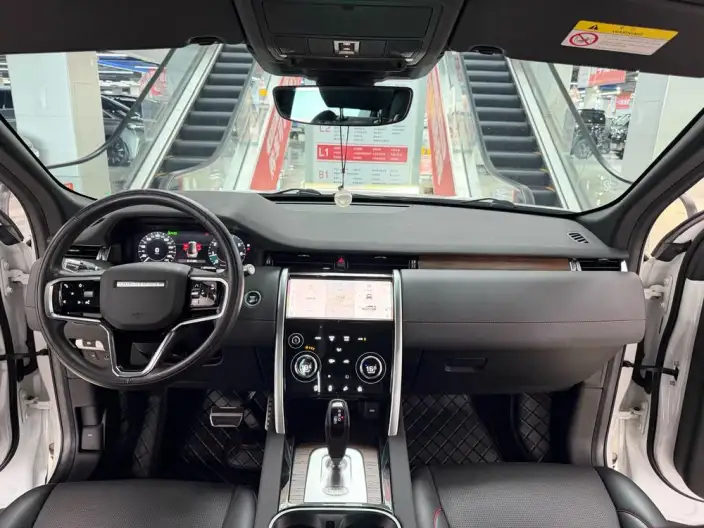 Land Rover Discovery Sport 2022 Model 249PS R-Dynamic S Performance version 5 seat – фото 9