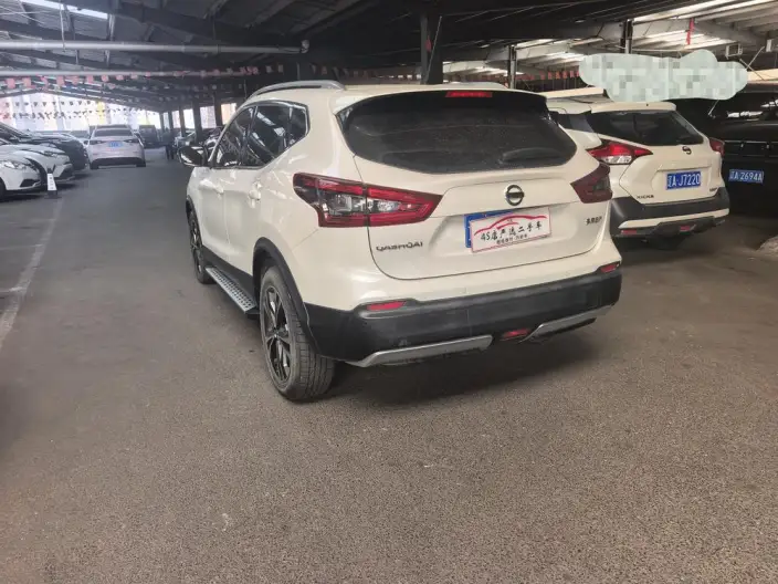 Nissan Qashqai 2022 Model 2.0L XV Smart Edition – фото 4