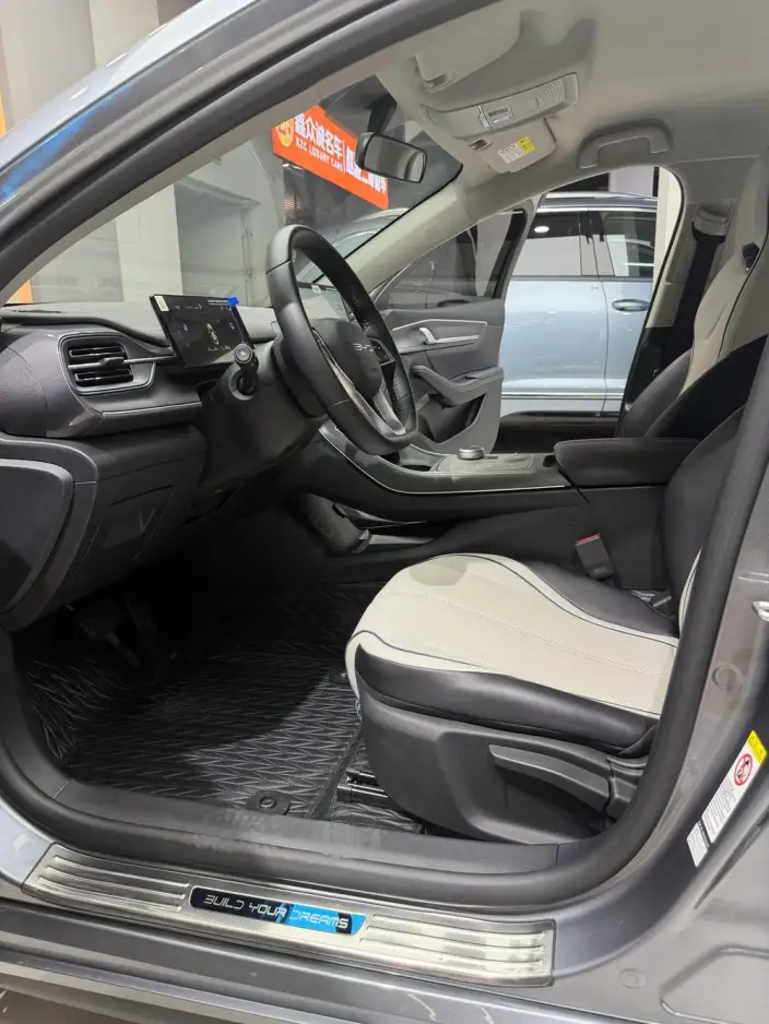 BYD Destroyer 05 2023 Model DM-i Champion Edition 55KM Luxury Model – фото 8