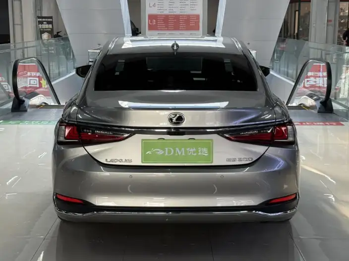 Lexus ES 2021 Model 200 Superior Edition – фото 5