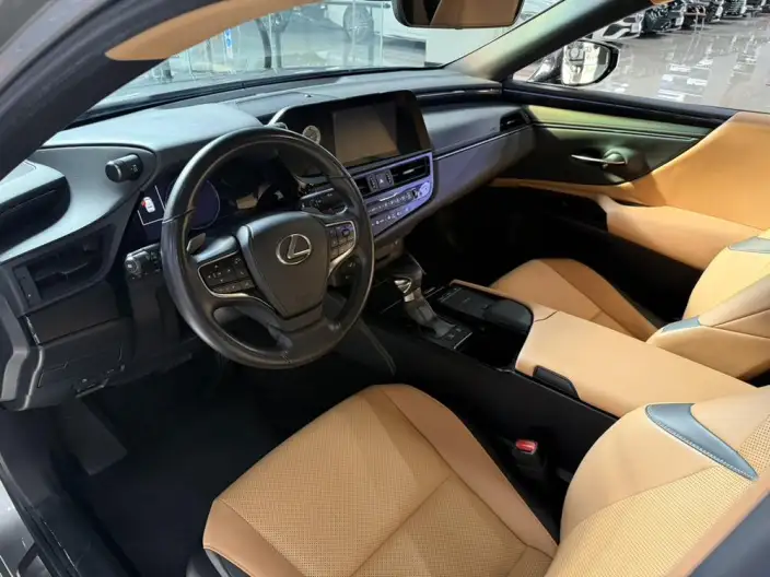 Lexus ES 2021 Model 200 Superior Edition – фото 9