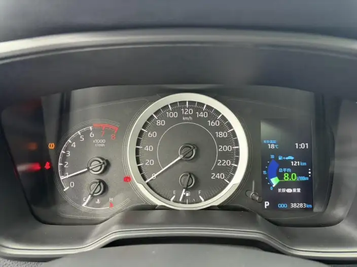 Toyota Levin 2022 Model 185T CVT Sports Edition – фото 9
